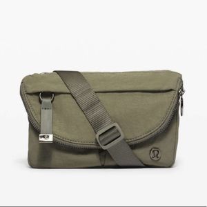 Lululemon All Night Festival Bag *Micro